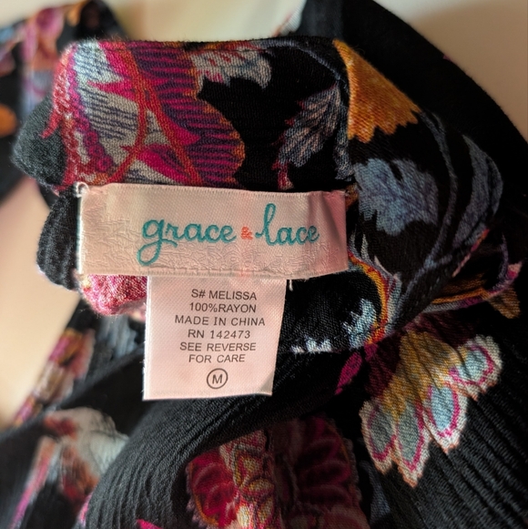 Grace & Lace Floral Bell Sleeve Blouse - Black and Pink - Picture 8 of 8